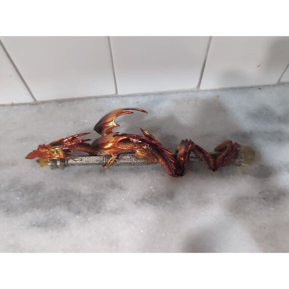 The Hamilton Collection Dragon Wand, Draco Magnus, Wands of Wonder Figure, Flaw - Picture 4 of 5